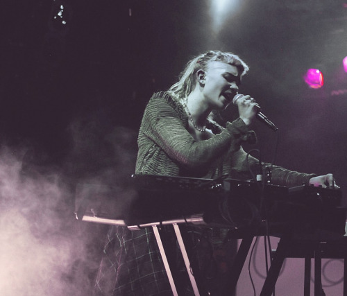 Chelsea Wolfe, 2012. Grimes, 2012.