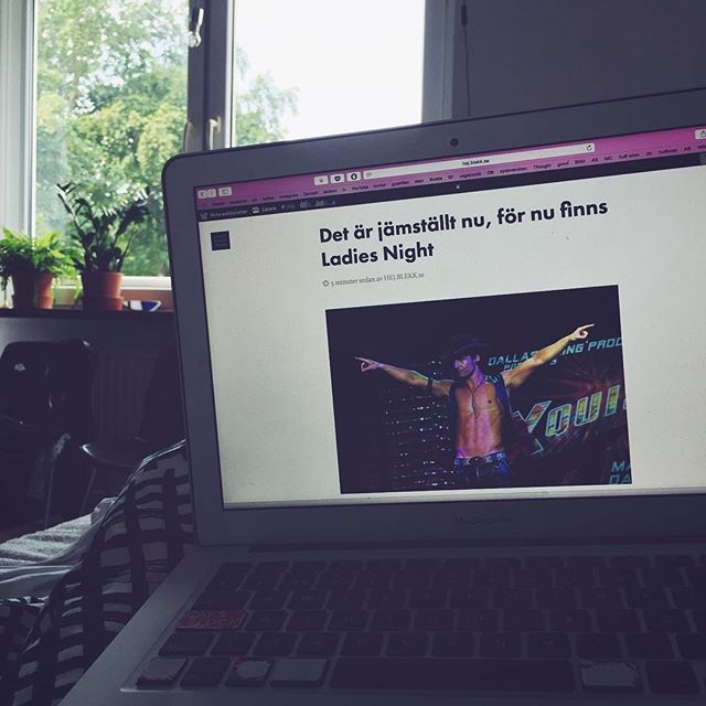 Fin lördagsmorgon. Ligger och bloggar från sängen. ✖️ Länk i bio ✖️