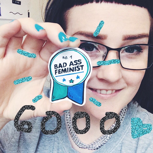 Hallå vet ni vad?! Ni är nu fler än 6000 (!) som följer mig här, tack! 💙 Jag kommer att lotta fram en följare (från gilla-markeringarna på denna bild) som får denna handgjorda broschen cus yr all BAD ASS FEMINISTS! 🙏🐬✊ xoxo