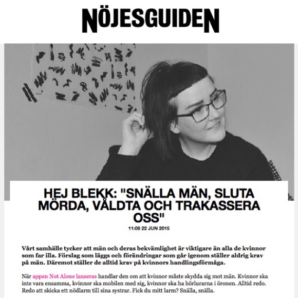 Idag skriver jag på Nöjesguiden om hur vårt samhälle tycker att män och deras bekvämlighet är viktigare än alla de kvinnor som far illa. Förslag som läggs och förändringar som går igenom ställer aldrig krav på män. Däremot ställer de alltid krav på kvinnors handlingsförmåga.
✖️
När appen Not Alone lanseras handlar den om att kvinnor måste skydda sig mot män. Kvinnor ska inte vara ensamma, kvinnor ska mobilen med sig, kvinnor ska ha hörlurarna i öronen. Alltid redo. Redo att skicka ett nödlarm till sina systrar. Fick du mitt larm? Snälla, snälla.
✖️
Länk till krönikan ligger i min bio.