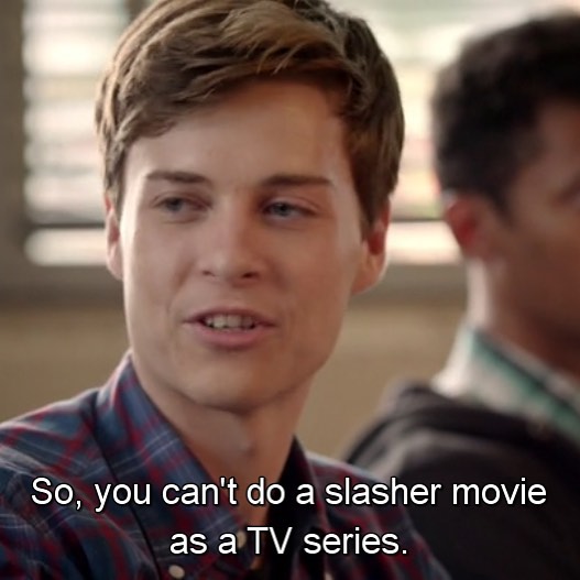 SCREAM finns nu som tv-serie 😱😱😱 Såg första avsnittet igår och blev kär i Noah som är ungefär som Randy i Screamfilmen. Serien är (precis som filmerna) 100 % meta och 100 % populärkulturella referenser samt mycket slasher, blod och gore, vilket jag älskar! ❤ S01E01 får 🔪️🔪🔪🔪 av 🔪🔪🔪🔪🔪